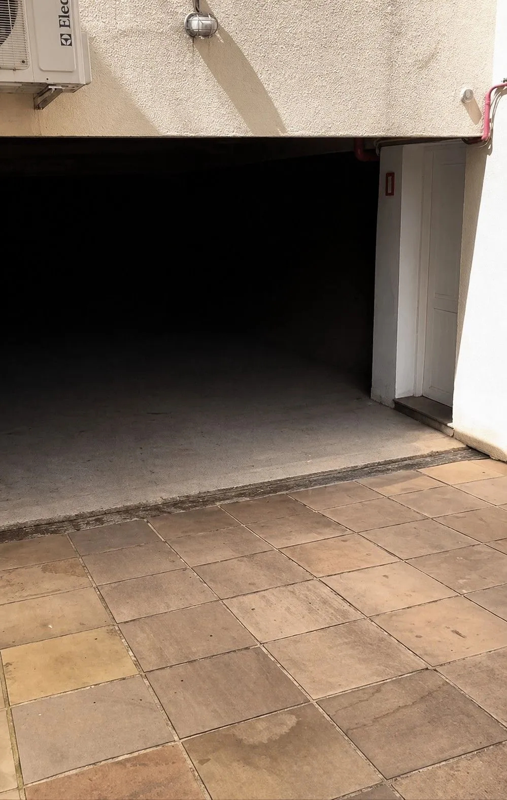 Box disponível para venda no empreendimento Impression