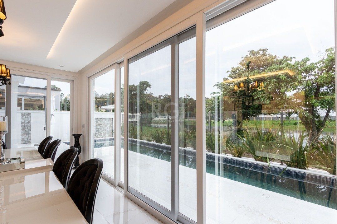 Casa de Condomínio à venda com 3 quartos, 239m² - Foto 15