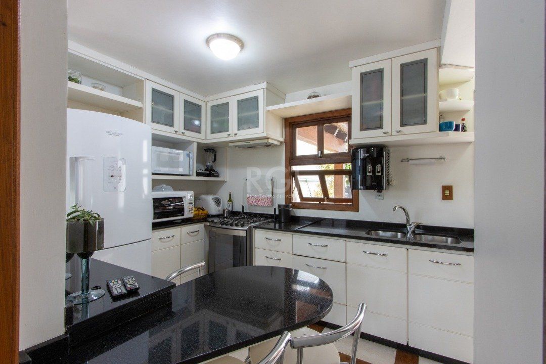 Casa de Condomínio à venda com 4 quartos, 184m² - Foto 40