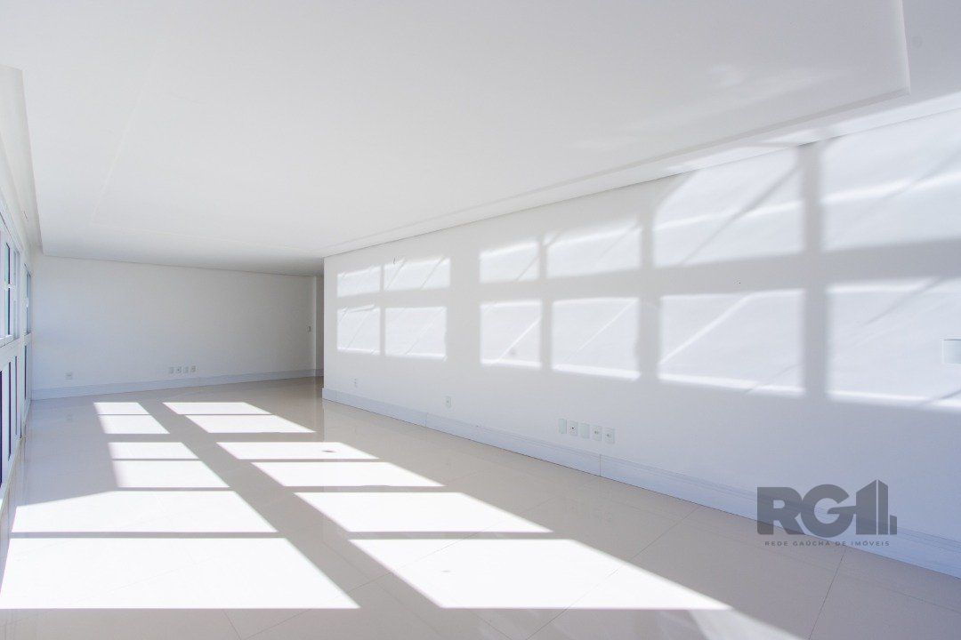 Apartamento à venda com 3 quartos, 190m² - Foto 10