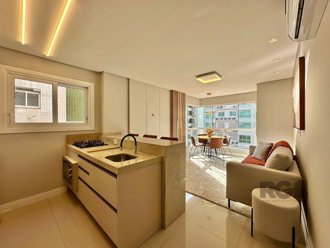 Apartamento à venda com 2 quartos, 87m² - Foto 3