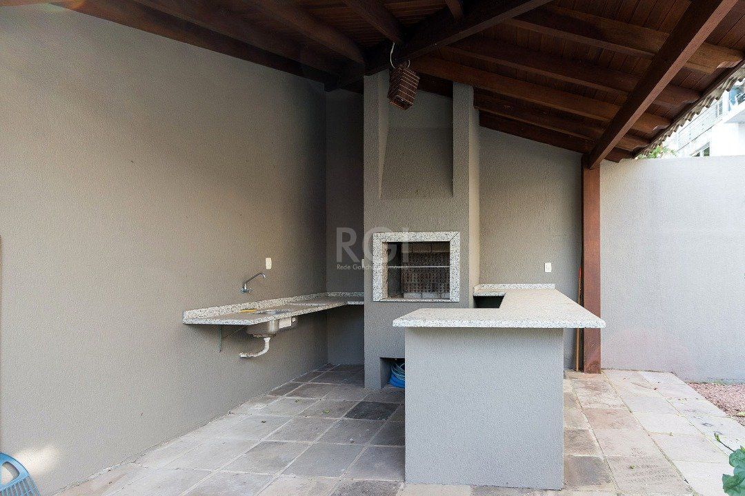 Casa de Condomínio à venda com 3 quartos, 262m² - Foto 6