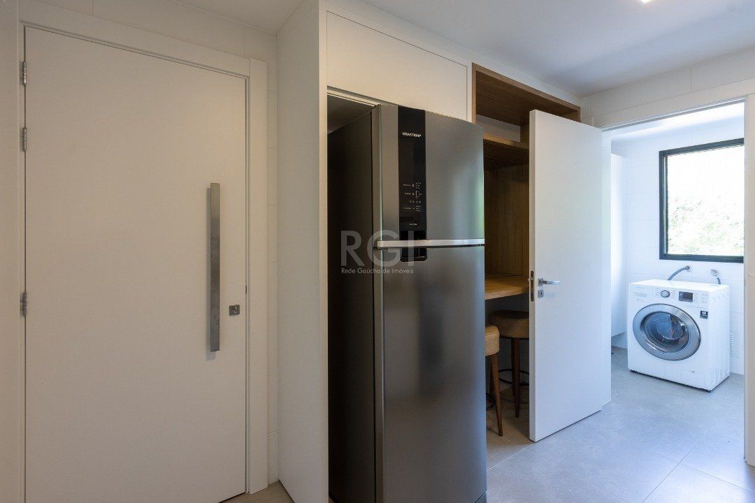 Apartamento à venda com 3 quartos, 146m² - Foto 17