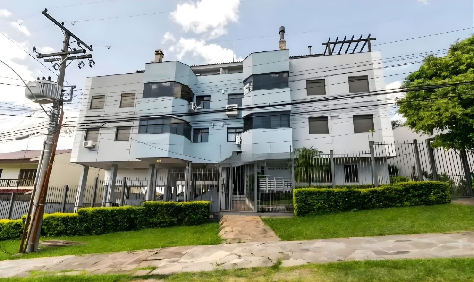 Apartamento com 2 dormitórios no bairro Nonoai