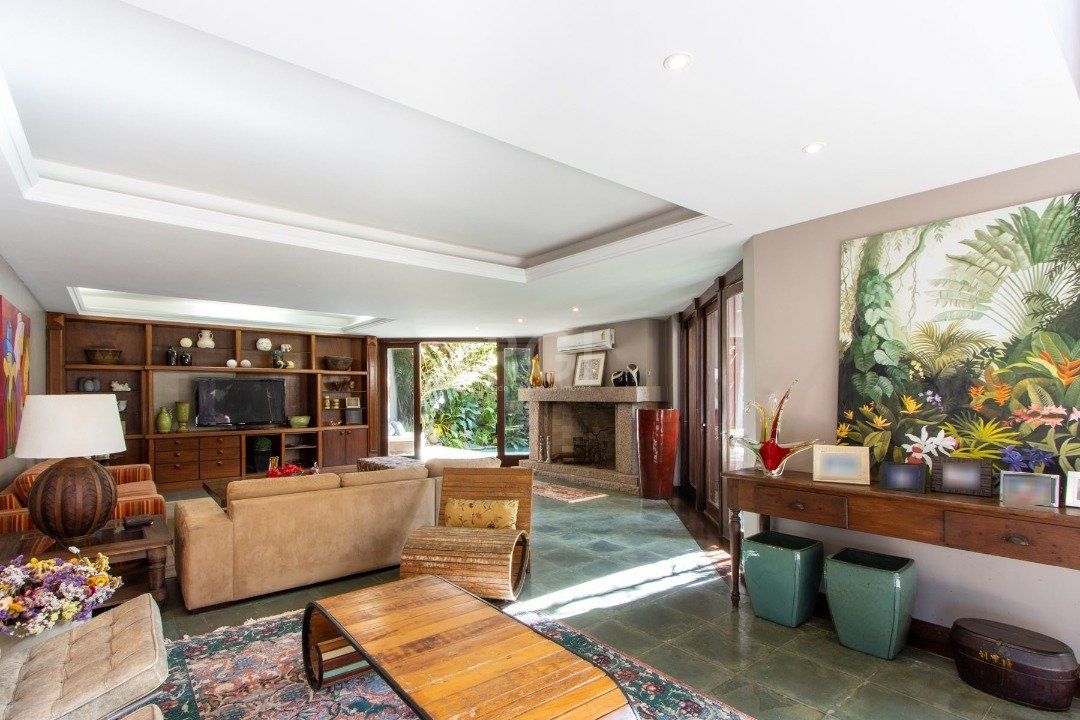 Casa de Condomínio à venda com 8 quartos, 1350m² - Foto 8