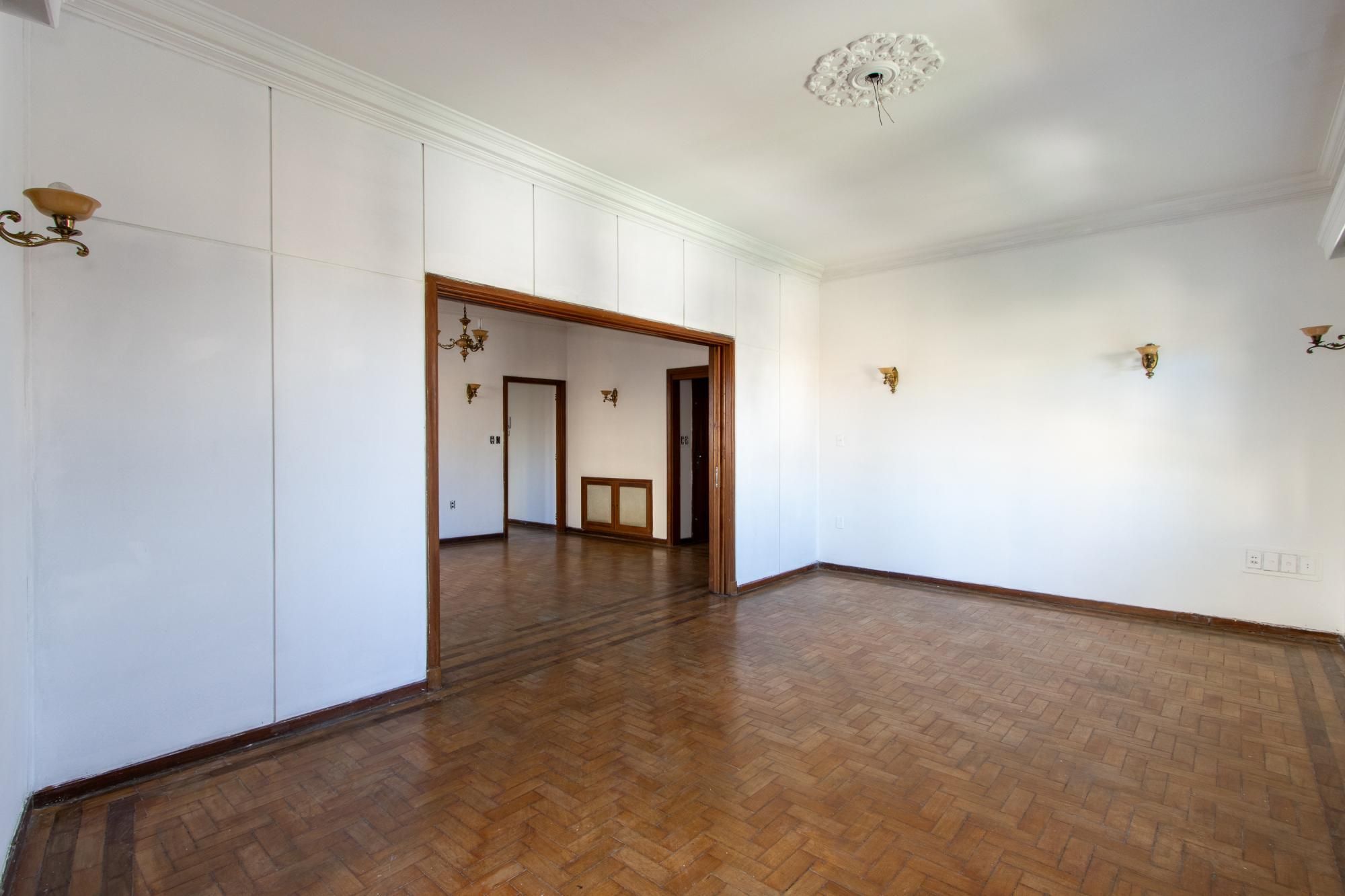 Apartamento à venda com 3 quartos, 238m² - Foto 7