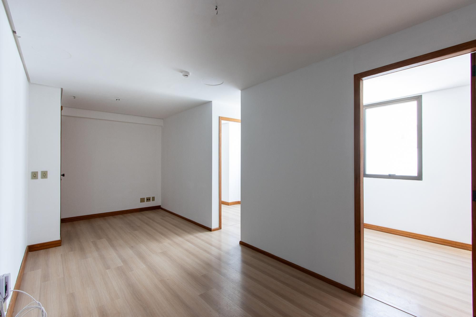 Sala comercial para venda em Boa Vista com 3 salas, 1 vaga e ótima localização — foto 4