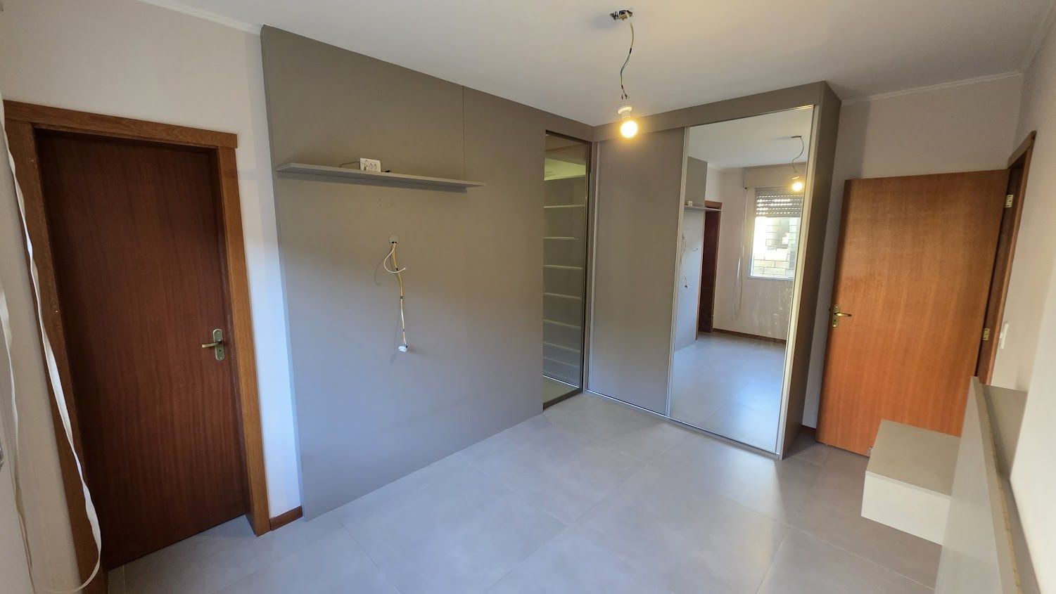 Apartartamento 2 dorm, reformado, semi mobiliado - bairro Cristal