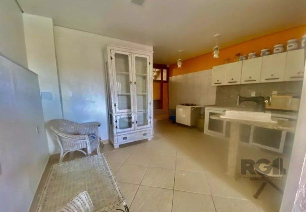 Casa à venda com 3 quartos, 239m² - Foto 8