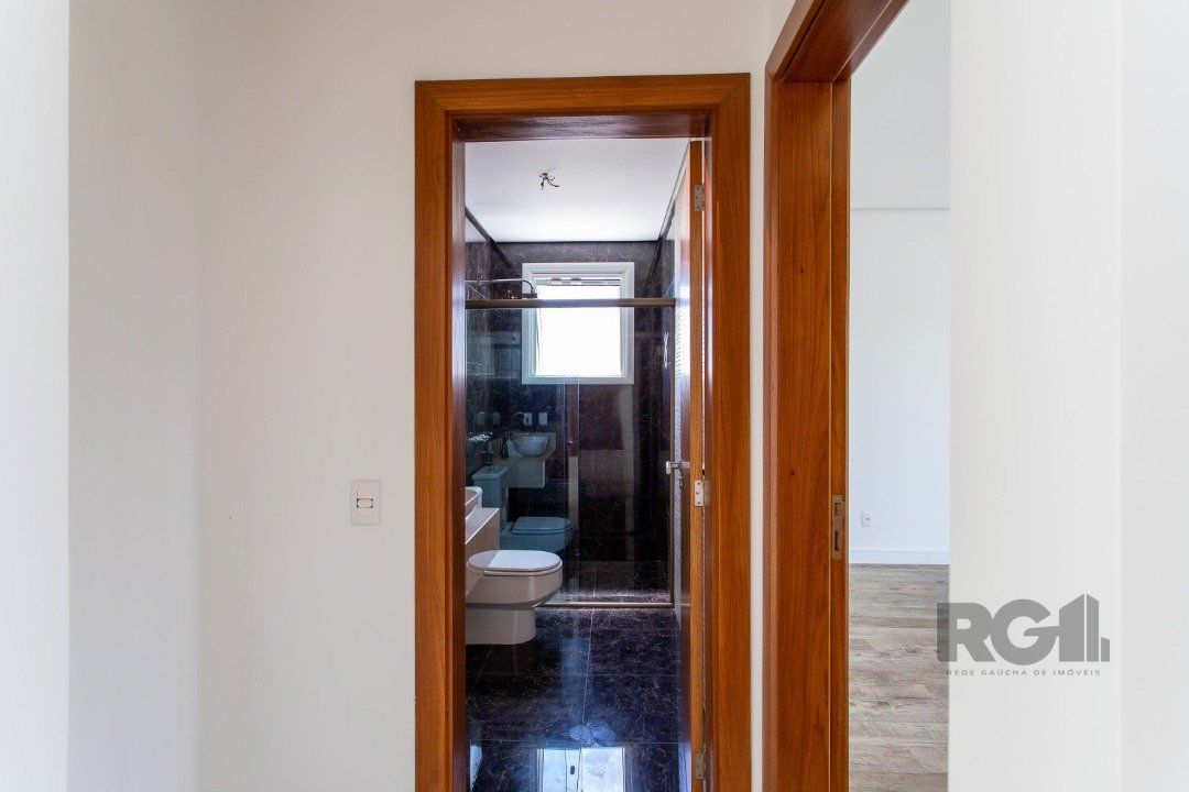Casa de Condomínio à venda com 3 quartos, 450m² - Foto 35