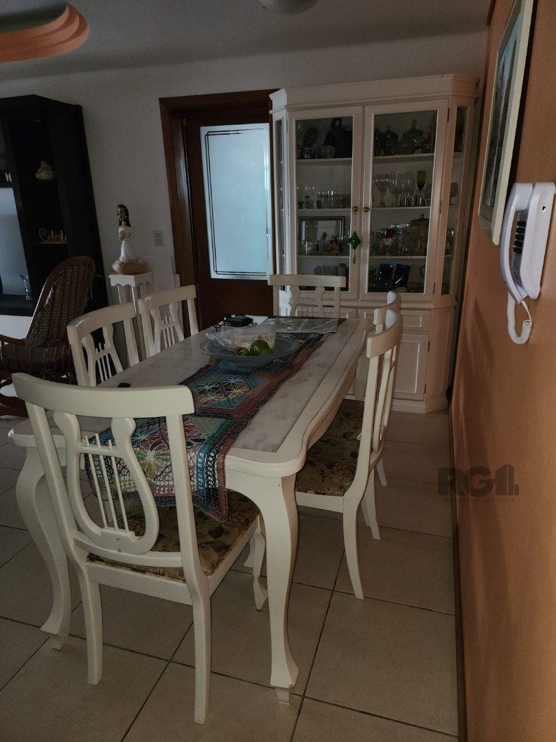 Apartamento à venda com 3 quartos, 145m² - Foto 8
