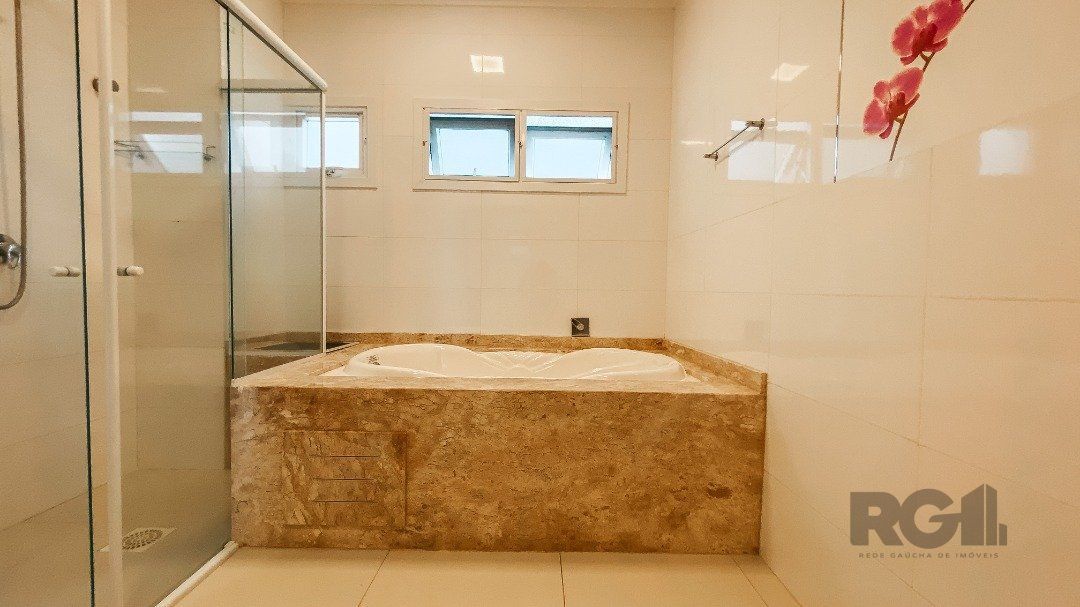 Casa de Condomínio à venda com 5 quartos, 291m² - Foto 15