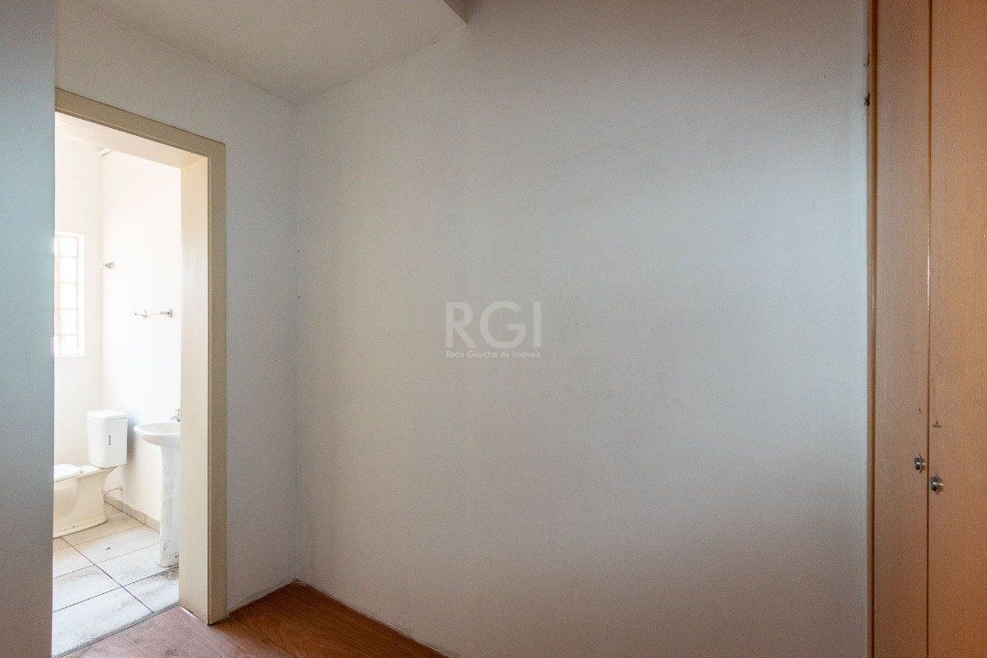 Casa à venda com 3 quartos, 232m² - Foto 33
