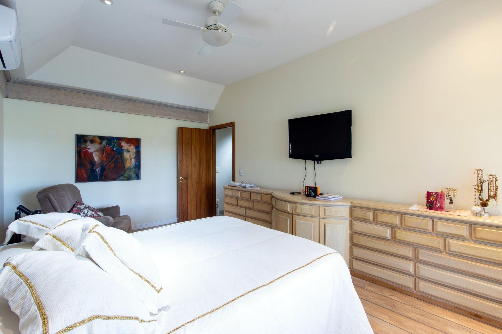 Casa de Condomínio à venda com 4 quartos, 553m² - Foto 59