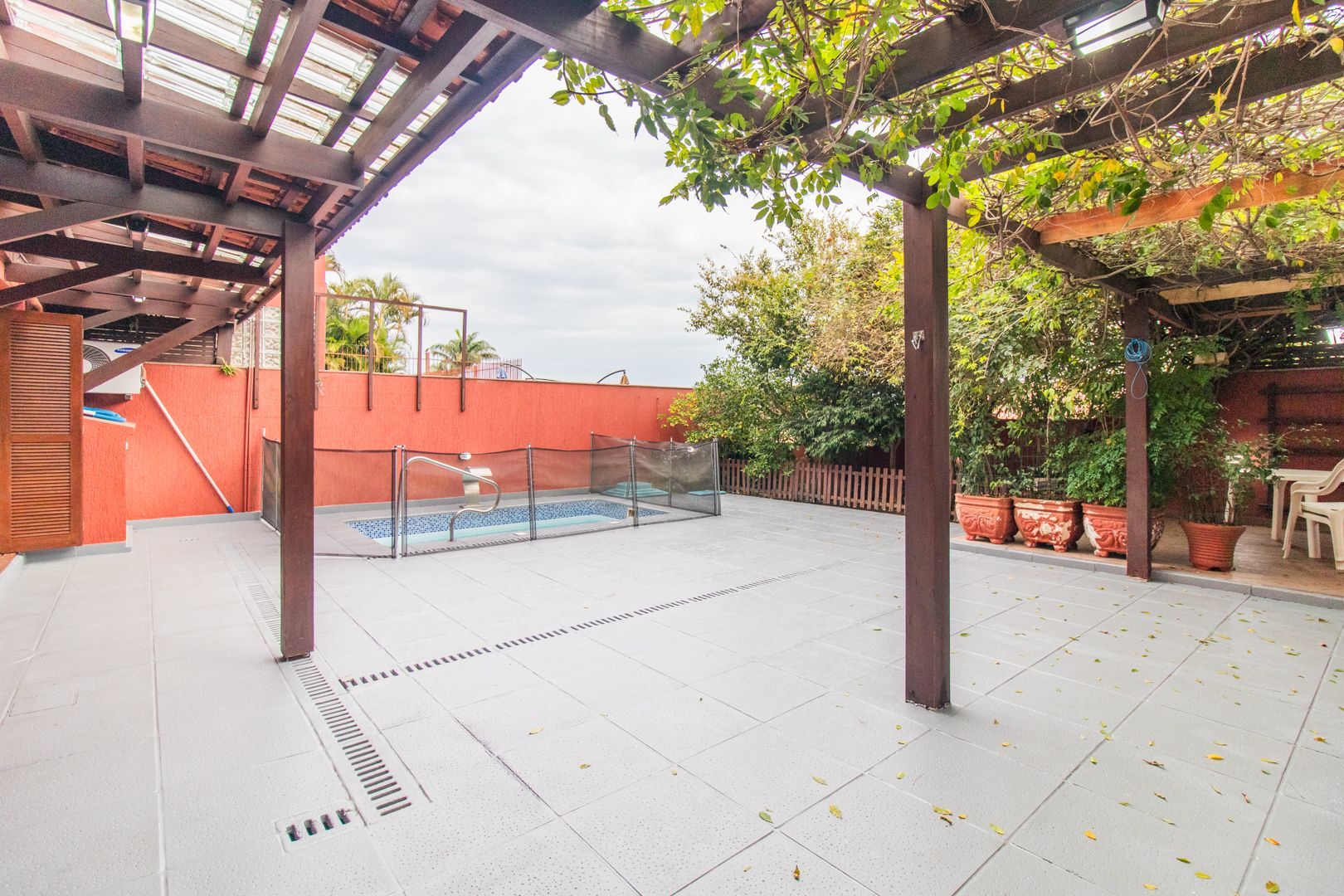 Casa à venda com 3 quartos, 291m² - Foto 33