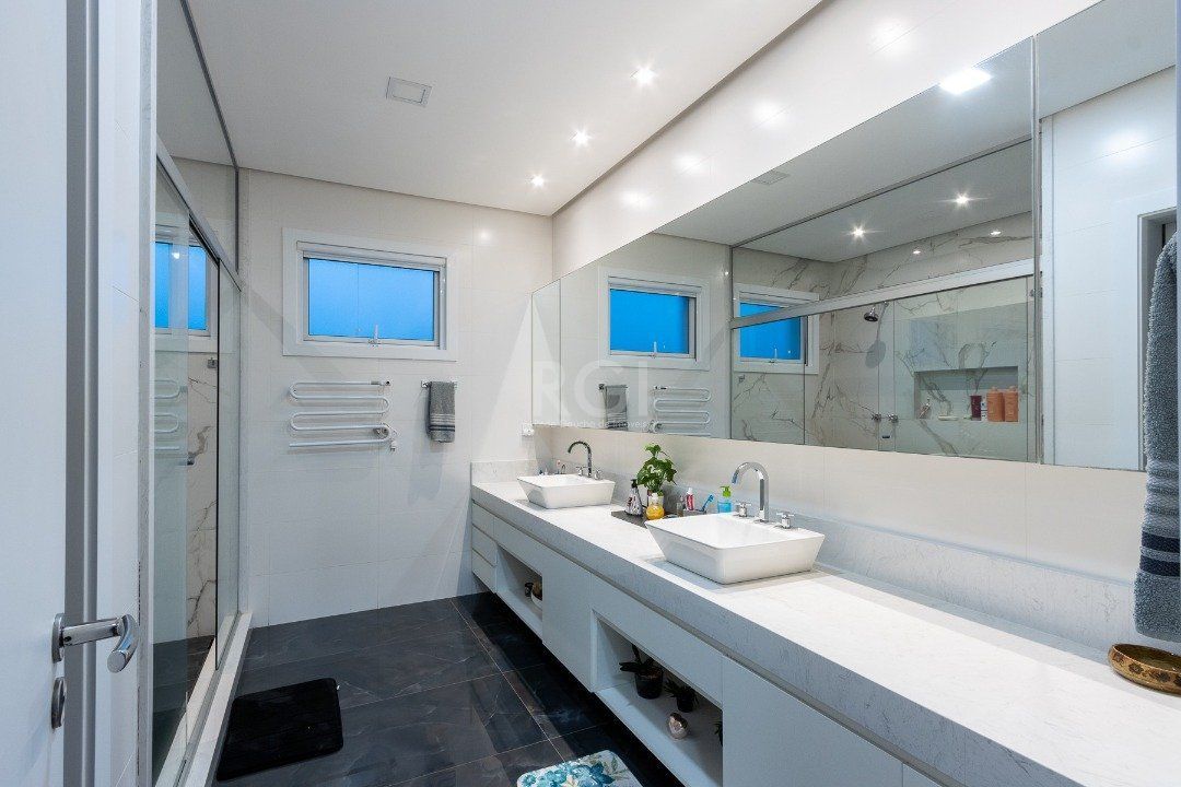 Casa de Condomínio à venda com 3 quartos, 395m² - Foto 40