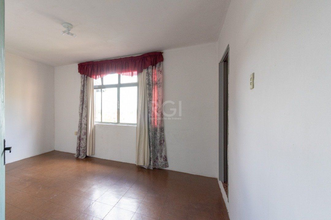 Casa à venda com 3 quartos, 220m² - Foto 24