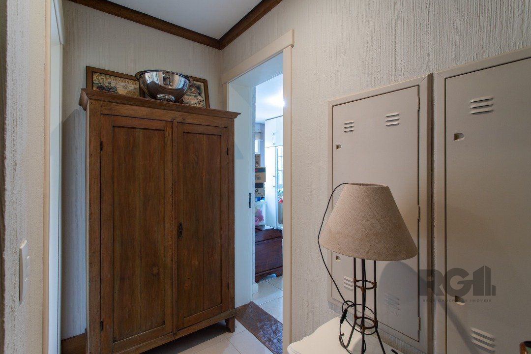 Casa de Condomínio à venda com 3 quartos, 330m² - Foto 28