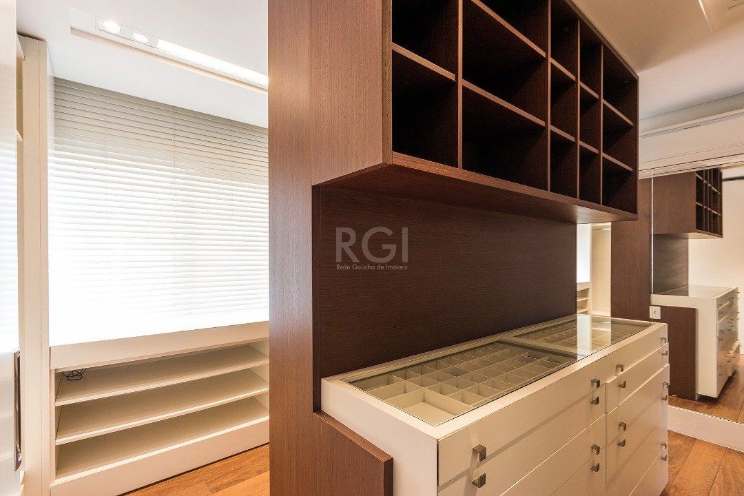 Casa de Condomínio à venda com 4 quartos, 664m² - Foto 37