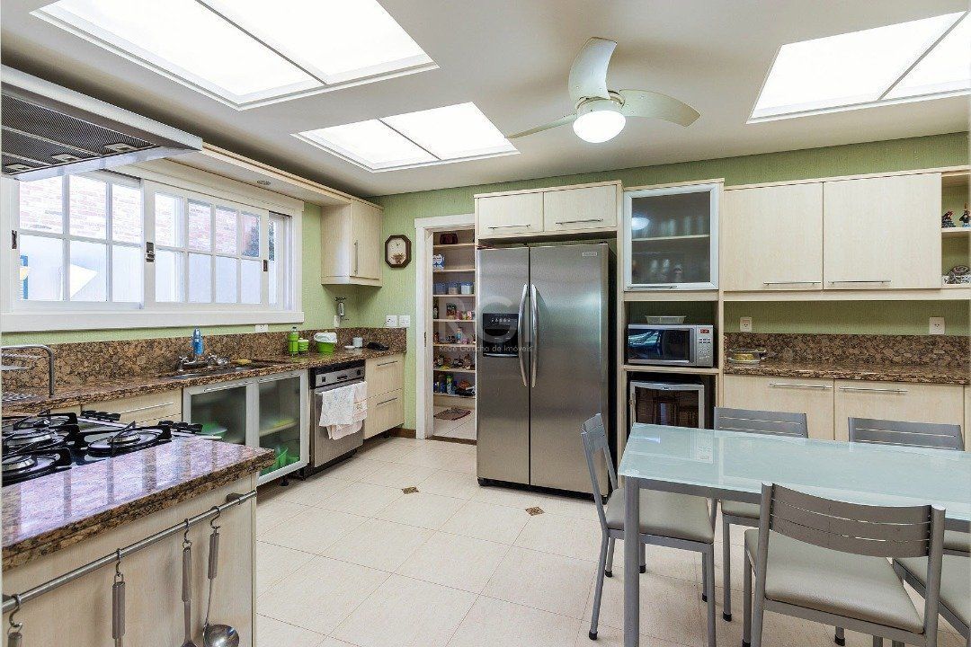 Casa de Condomínio à venda com 3 quartos, 449m² - Foto 11