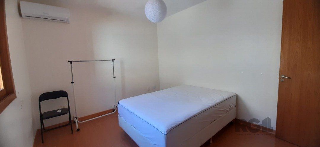 Casa de Condomínio à venda com 4 quartos, 246m² - Foto 26