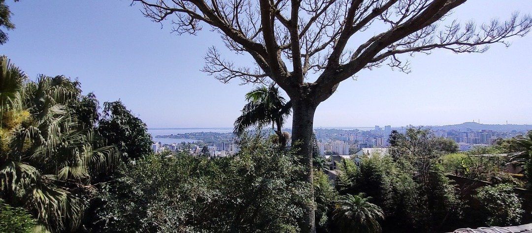 Casa à venda com 4 quartos, 480m² - Foto 1