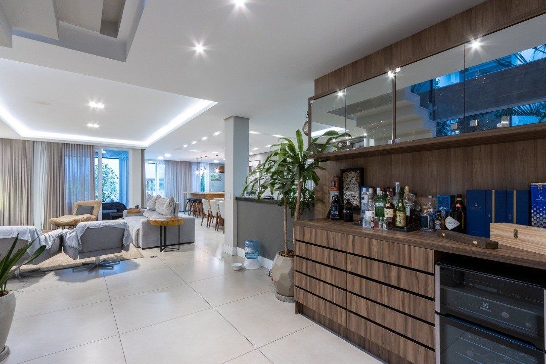 Casa de Condomínio à venda com 3 quartos, 395m² - Foto 8