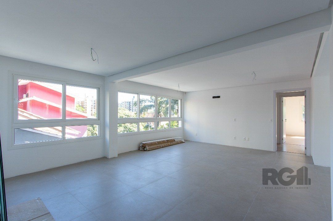 Apartamento à venda com 3 quartos, 143m² - Foto 9