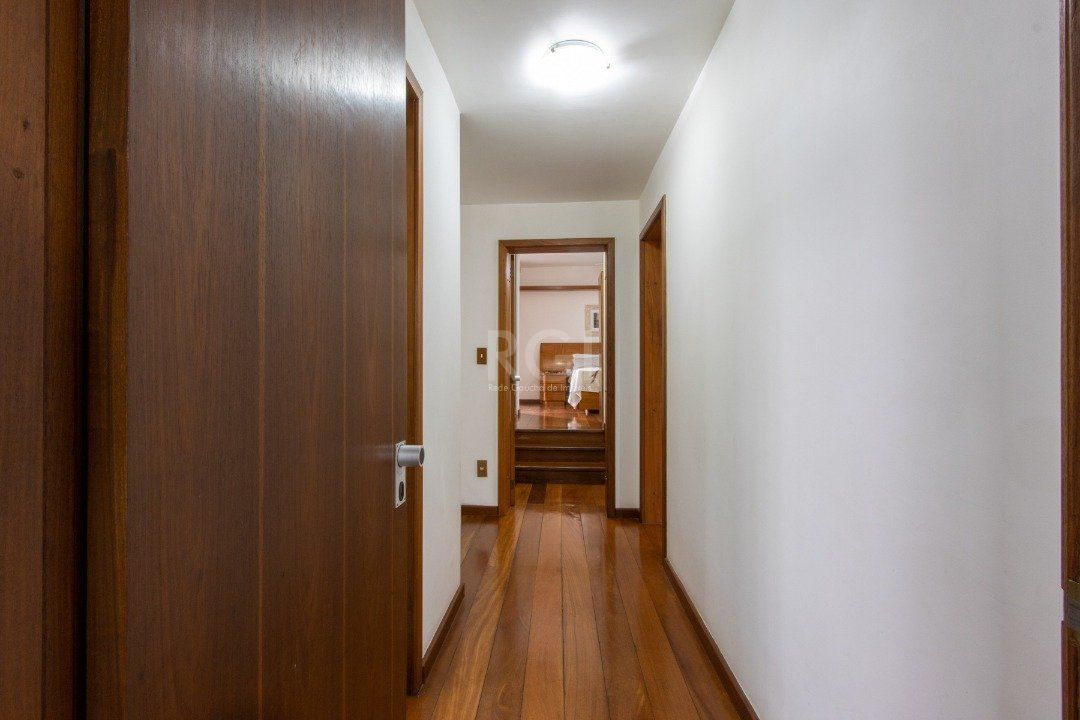 Casa de Condomínio à venda com 4 quartos, 184m² - Foto 19