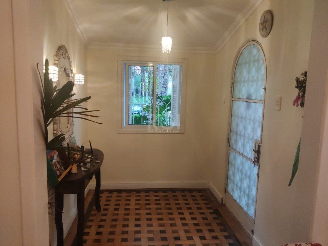 Casa, 3 quartos, 205 m² - Foto 1