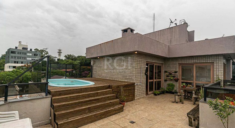 Cobertura, 3 quartos, 207 m² - Foto 1