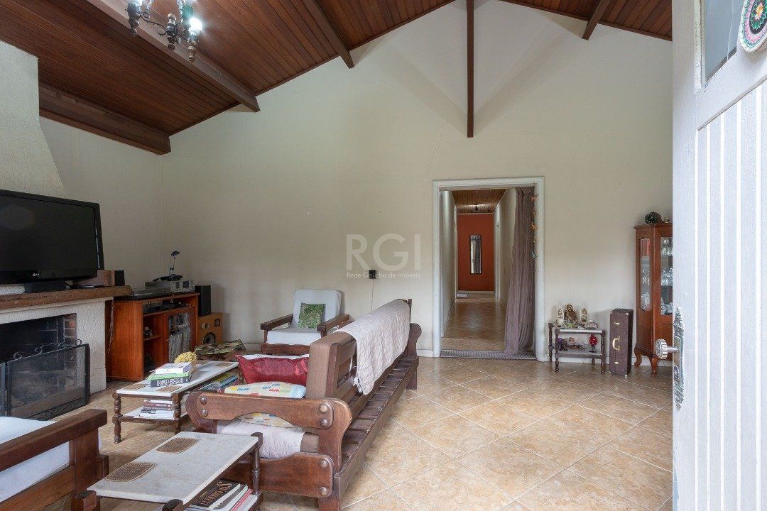 Casa à venda com 4 quartos, 379m² - Foto 3