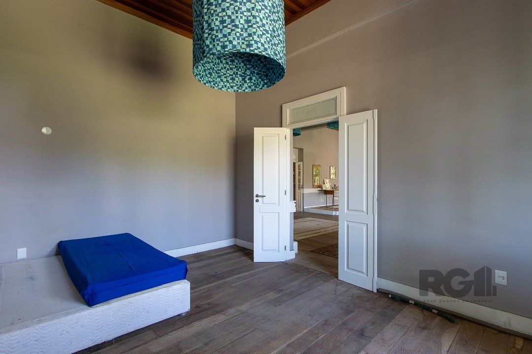 Casa à venda com 3 quartos, 239m² - Foto 12