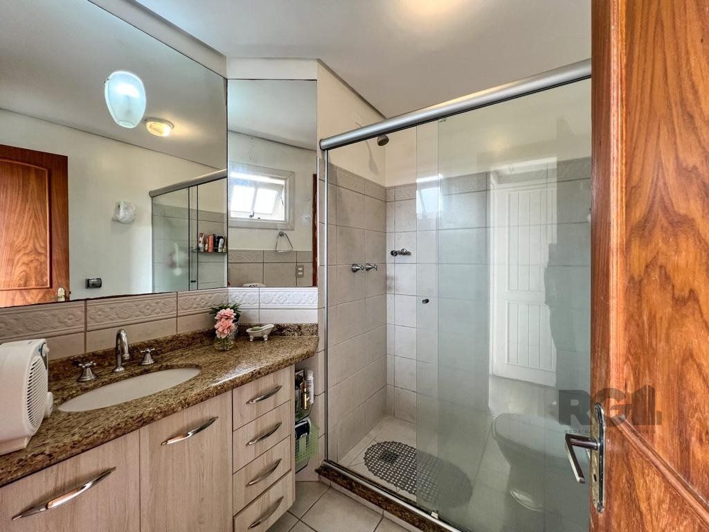 Casa de Condomínio à venda com 3 quartos, 224m² - Foto 43