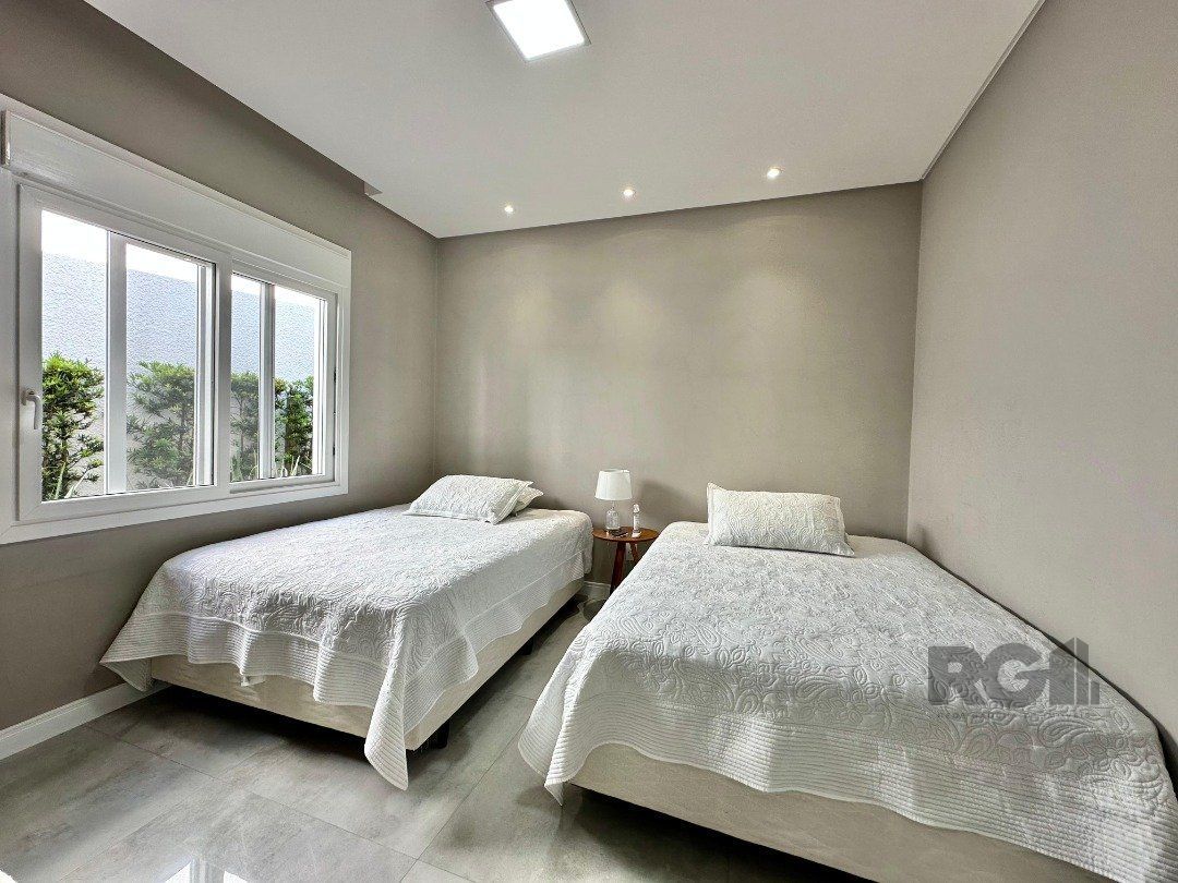 Casa de Condomínio à venda com 3 quartos, 210m² - Foto 21