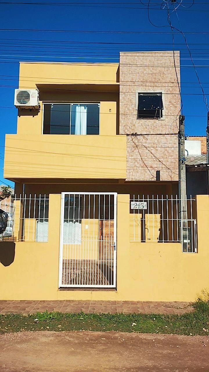 Casa 2 dormitórios no bairro Ponta Grossa