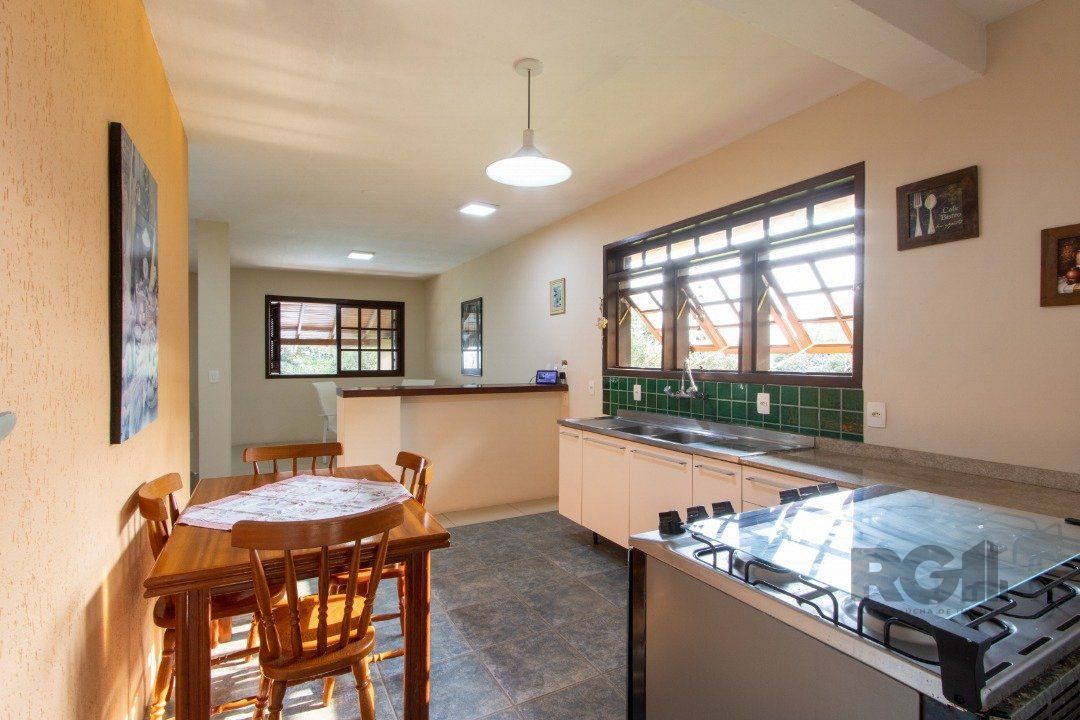 Casa à venda com 3 quartos, 220m² - Foto 31