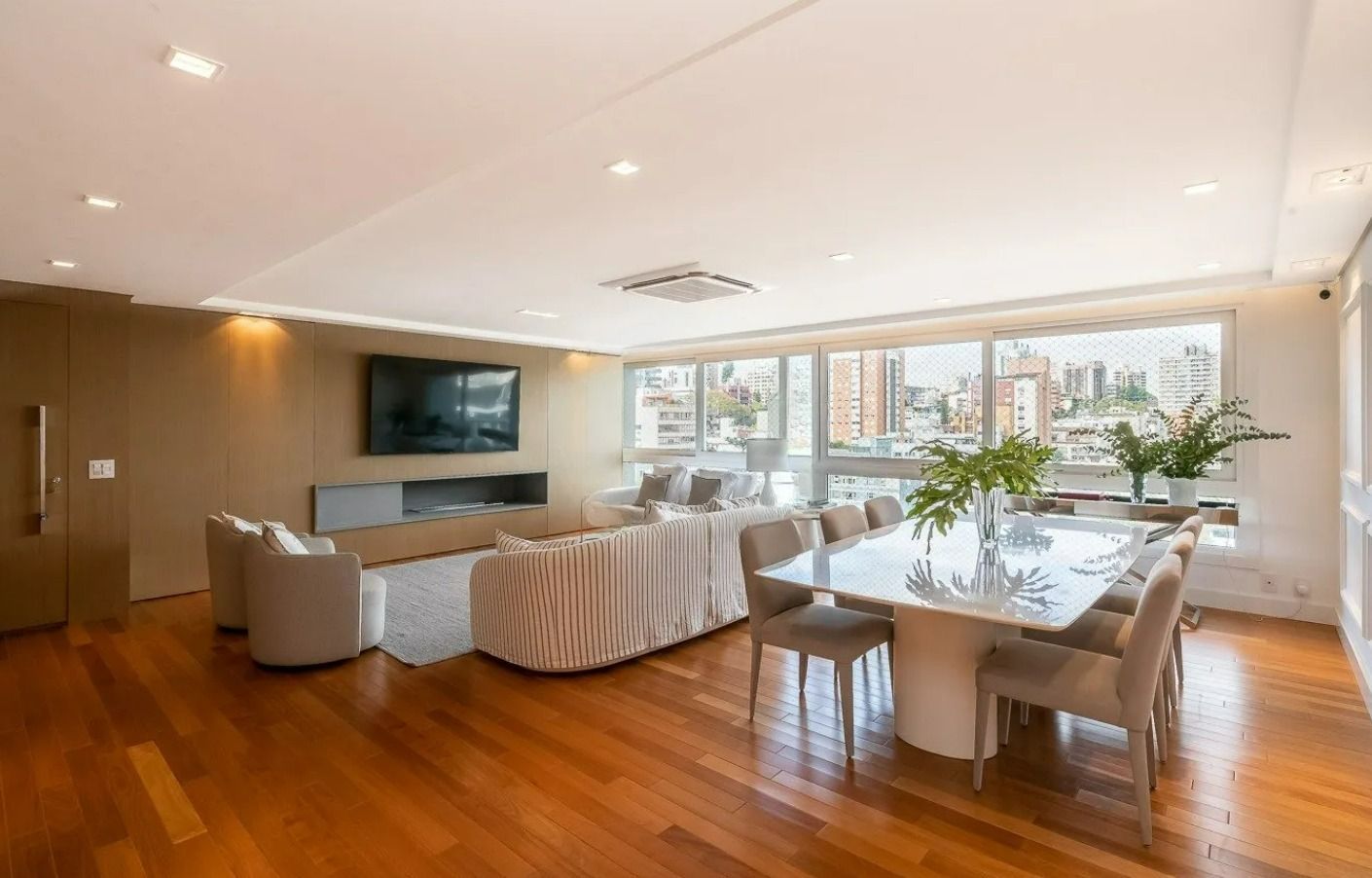Apartamento para comprar Bairro Auxiliadora, 3 suites e 3 vagas