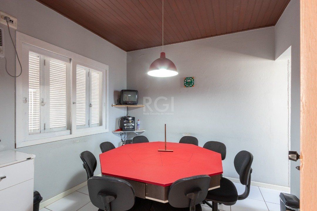 Casa à venda com 5 quartos, 199m² - Foto 39