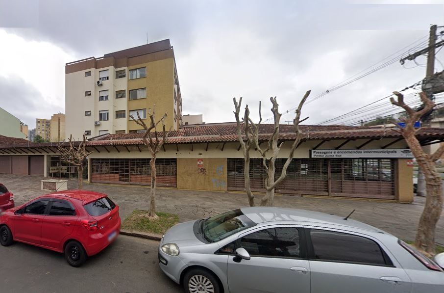 Apartamento 2 dormitórios, com 1 vaga escriturada - Bairro Tristeza