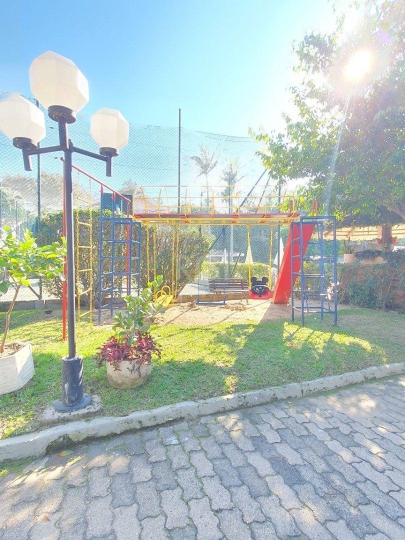 Casa de Condomínio à venda com 3 quartos, 216m² - Foto 18