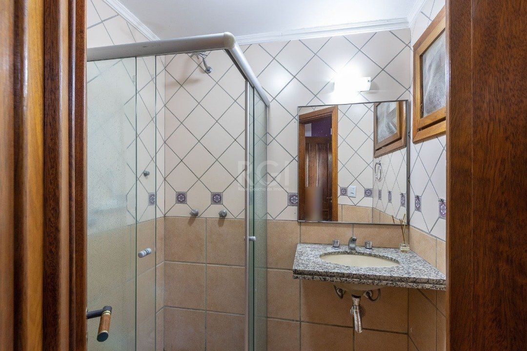 Casa de Condomínio à venda com 3 quartos, 233m² - Foto 34