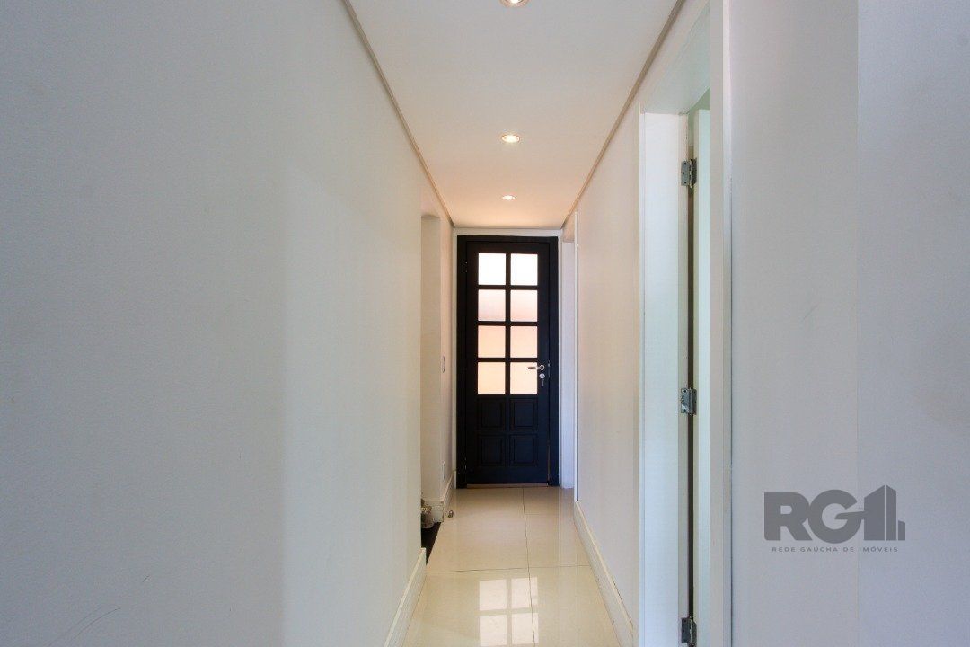 Casa de Condomínio à venda com 3 quartos, 222m² - Foto 15