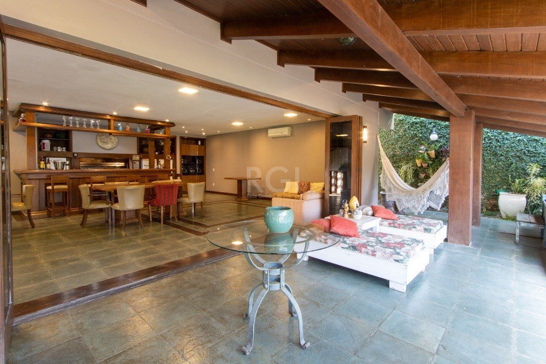 Casa de Condomínio à venda com 8 quartos, 1350m² - Foto 25