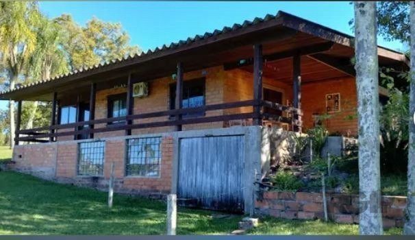 Sítio à venda com 3 quartos, 201m² - Foto 1