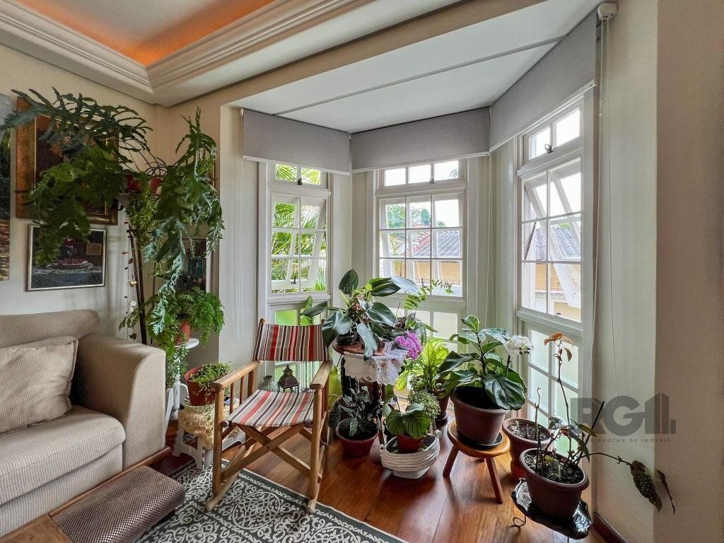Casa de Condomínio à venda com 3 quartos, 224m² - Foto 2