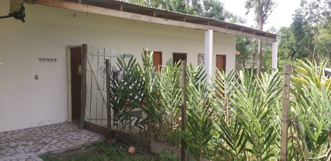 Casa à venda com 4 quartos, 121m² - Foto 4
