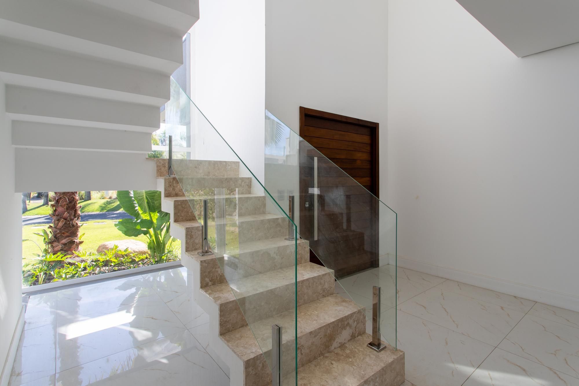 Casa de Condomínio à venda com 4 quartos, 297m² - Foto 7