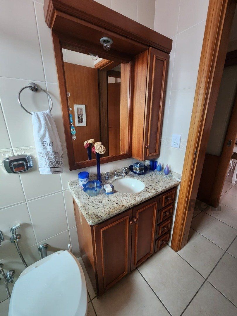 Apartamento à venda com 3 quartos, 145m² - Foto 19