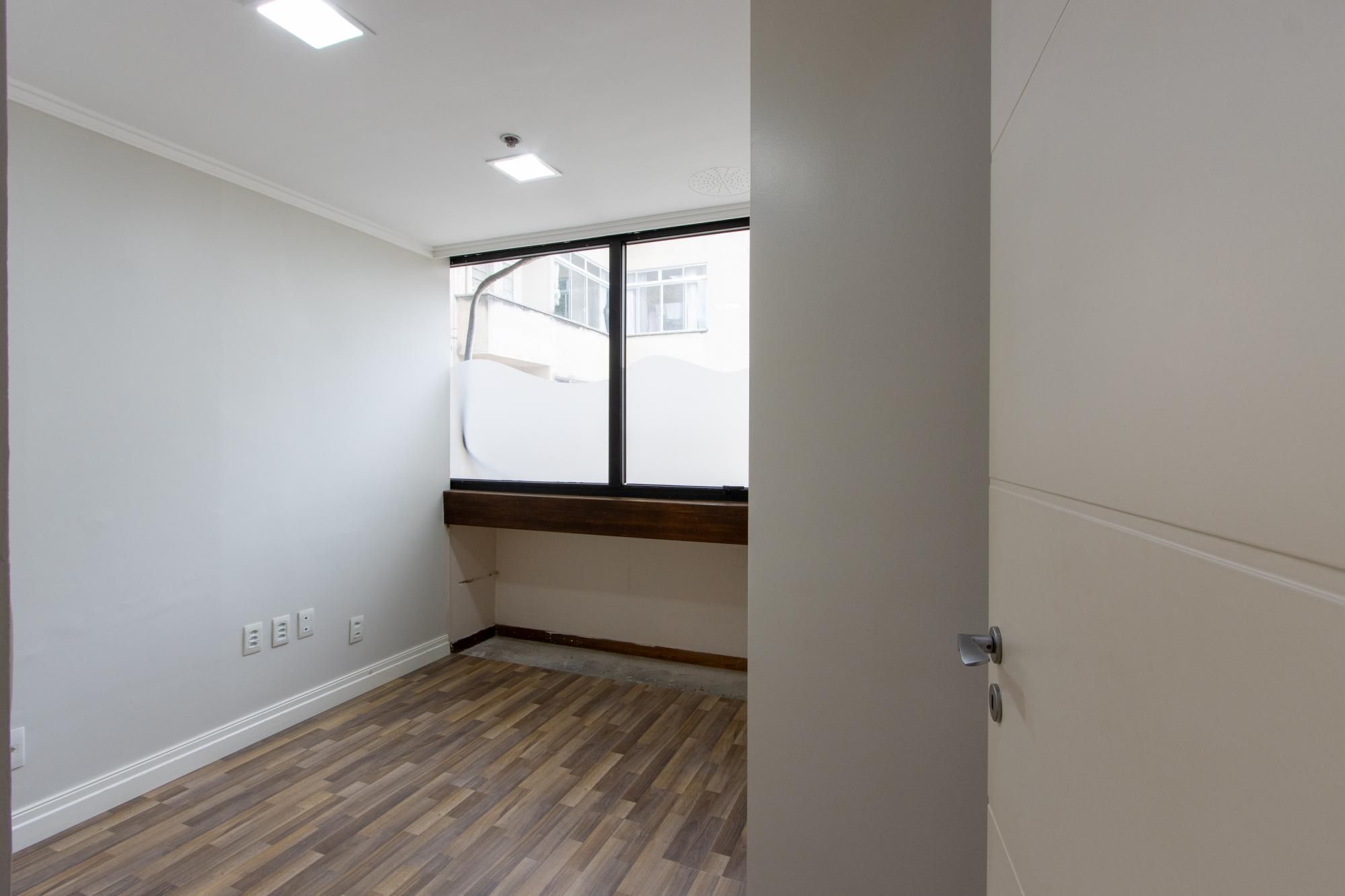 Depósito-Galpão-Armazém à venda com 3 quartos, 46m² - Foto 18